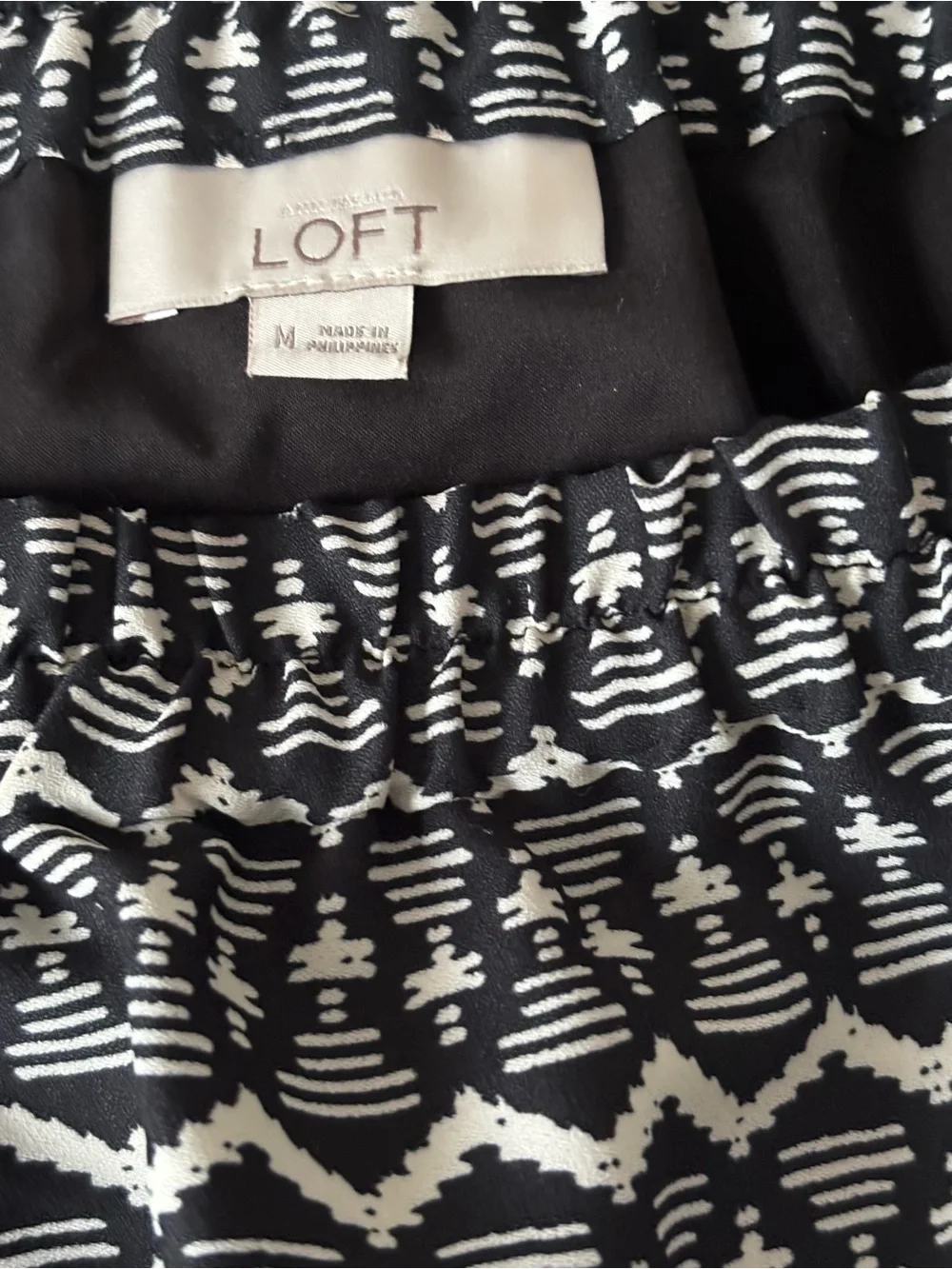 LOFT Black & White Geometric Print Skirt Size Medium